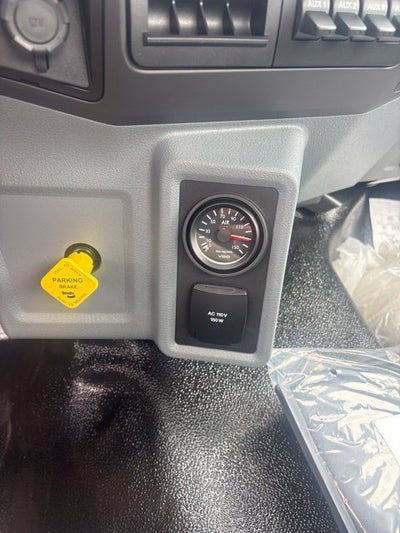 2027 Ford F-750SD Base