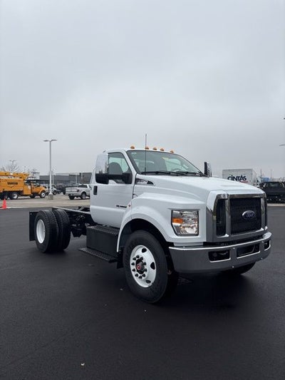 2026 Ford F-750SD Base XL