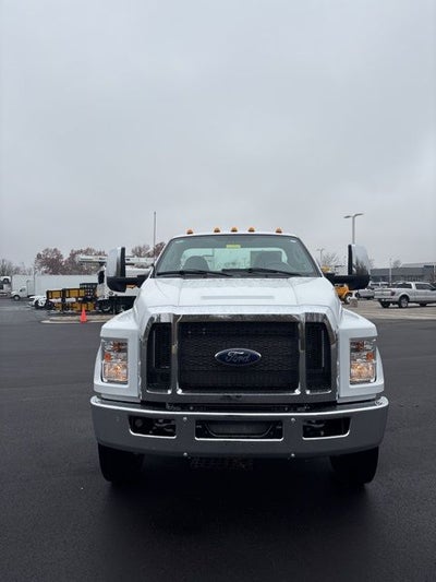2026 Ford F-750SD Base XL