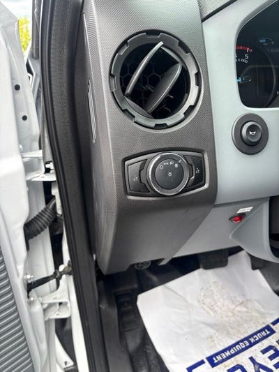 2027 Ford F-750SD Base