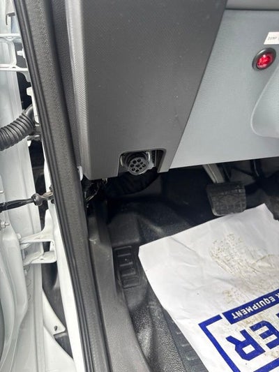 2027 Ford F-750SD Base