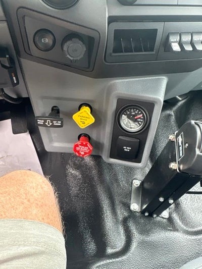 2027 Ford F-750SD Base