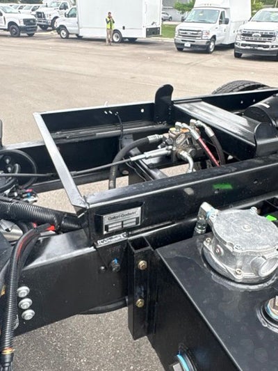 2027 Ford F-750SD Base