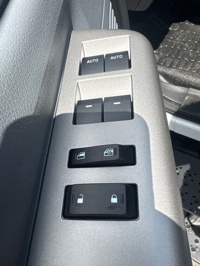 2027 Ford F-750SD Base