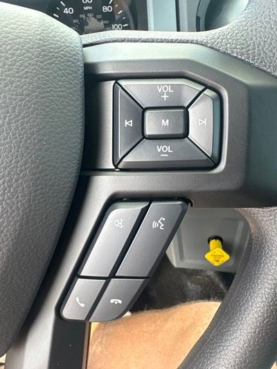 2027 Ford F-750SD Base