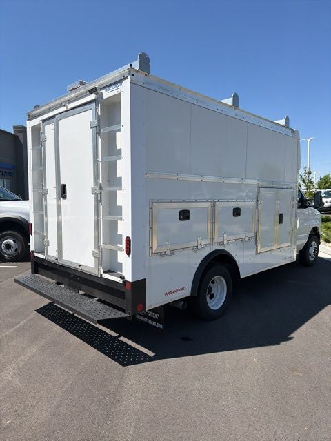 2026 Ford E-450SD Base