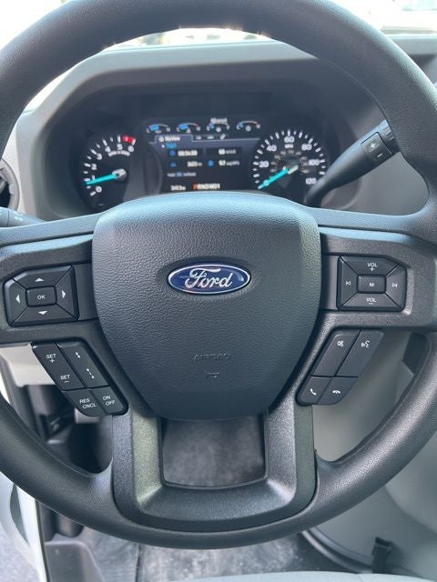 2025 Ford E-450SD Base