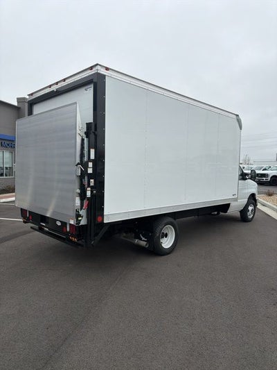 2026 Ford E-450SD Base