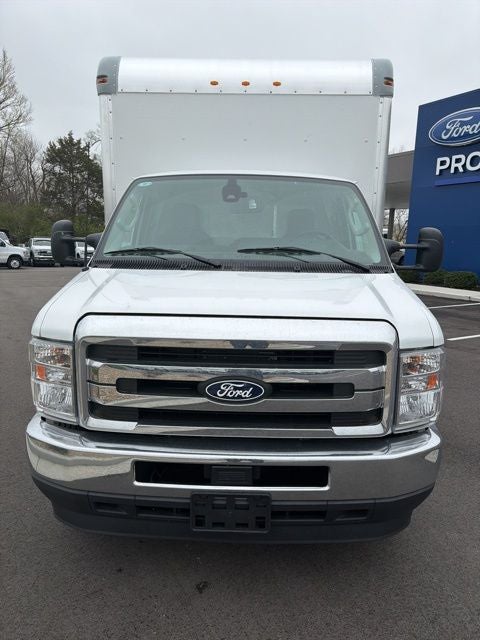 2026 Ford E-450SD Base