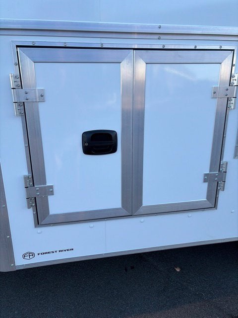 2027 Ford E-450SD Base