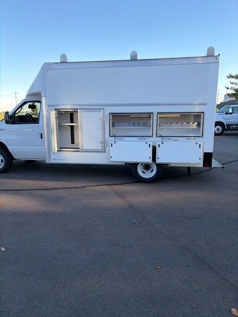 2027 Ford E-450SD Base
