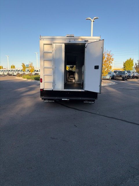 2027 Ford E-450SD Base