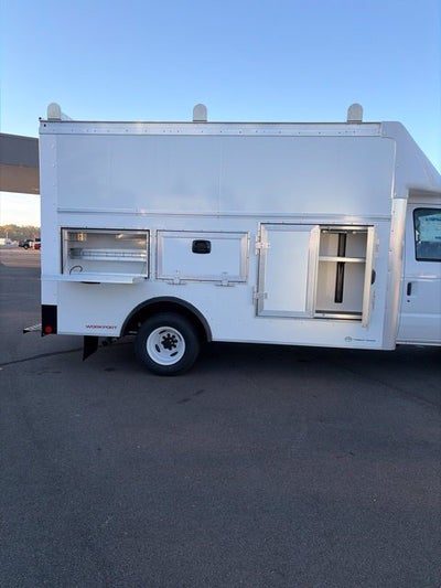 2027 Ford E-450SD Base