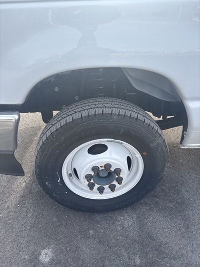 2026 Ford E-450SD Base