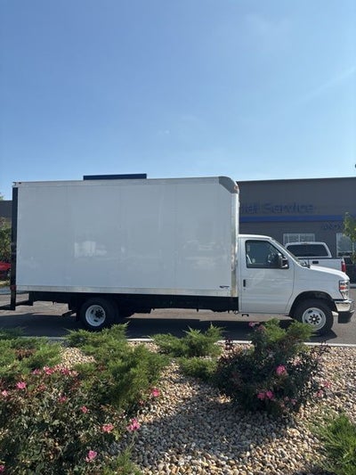 2026 Ford E-450SD Base