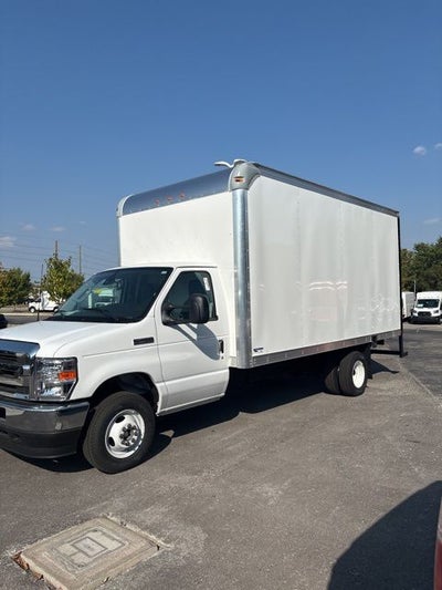 2026 Ford E-450SD Base