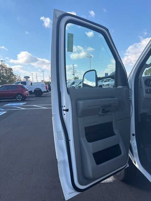 2026 Ford E-450SD Base