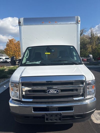 2026 Ford E-450SD Base