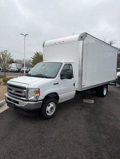 2026 Ford E-450SD Base