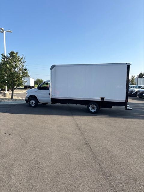 2027 Ford E-450SD Base