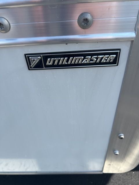 2025 Ford E-450SD Base