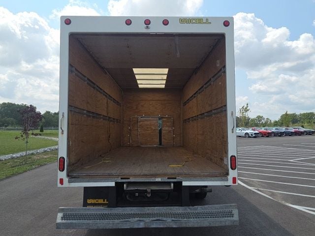 2023 Ford E-450SD Base
