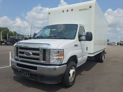 2023 Ford E-450SD Base