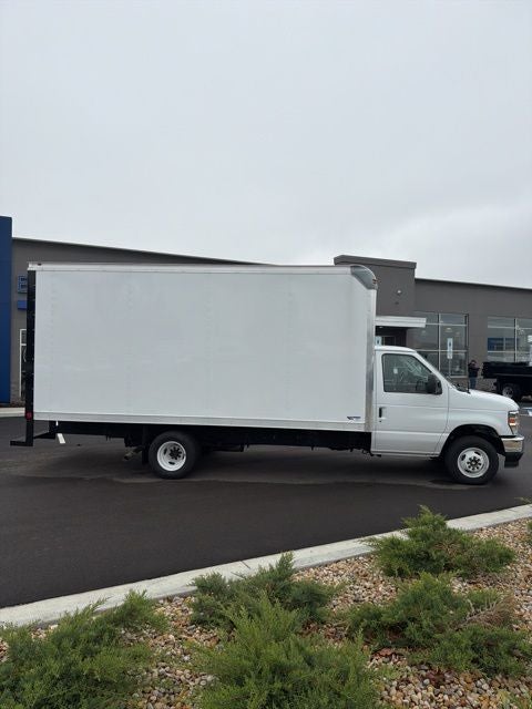 2026 Ford E-450SD Base