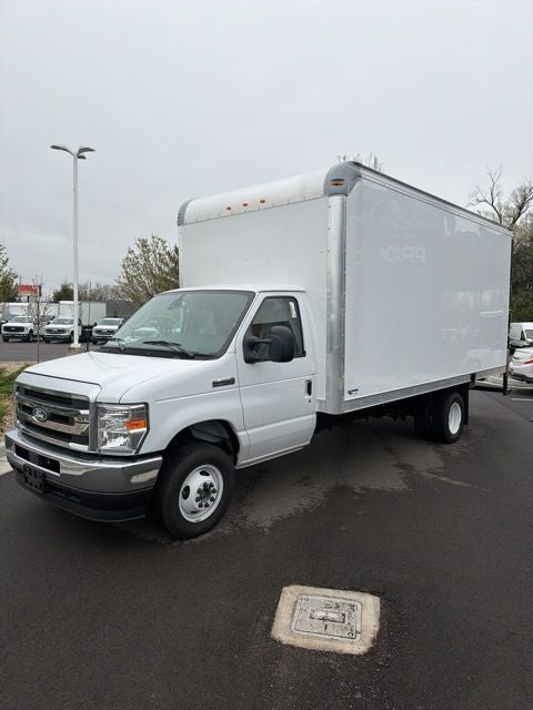 2026 Ford E-450SD Base