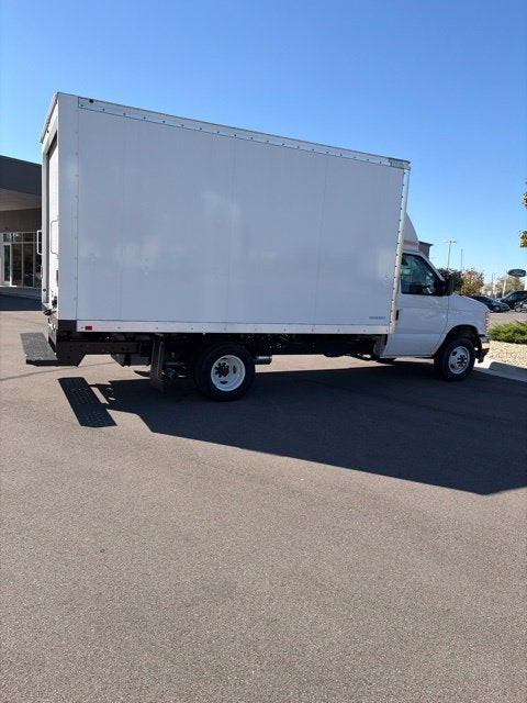 2026 Ford E-450SD Base