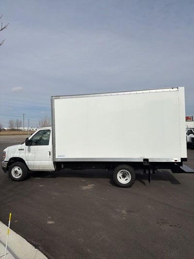 2026 Ford E-450SD Base