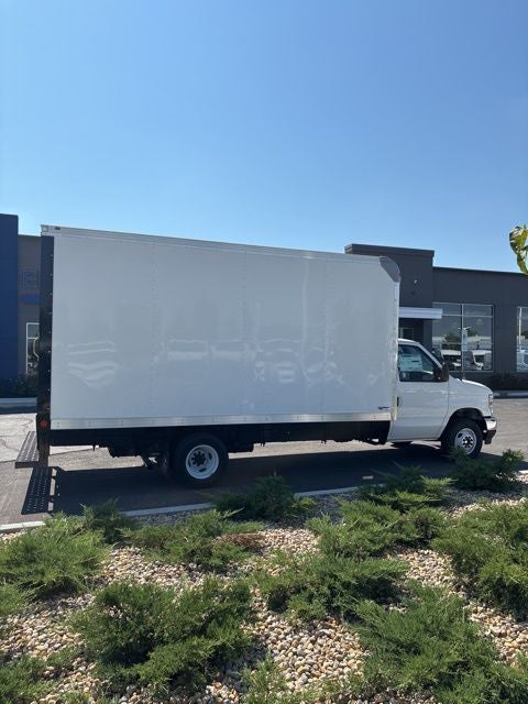 2026 Ford E-450SD Base