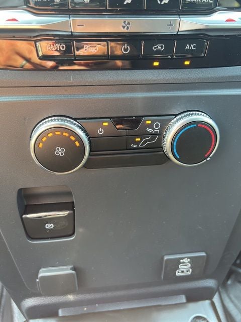 2025 Ford Utility Police Interceptor Base