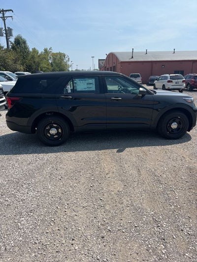 2025 Ford Utility Police Interceptor Base