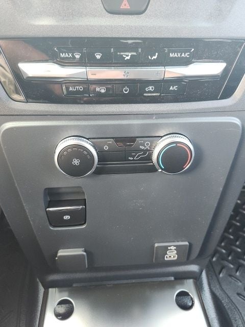 2025 Ford Utility Police Interceptor Base