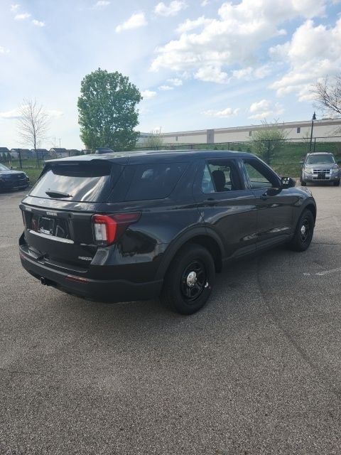 2025 Ford Utility Police Interceptor Base