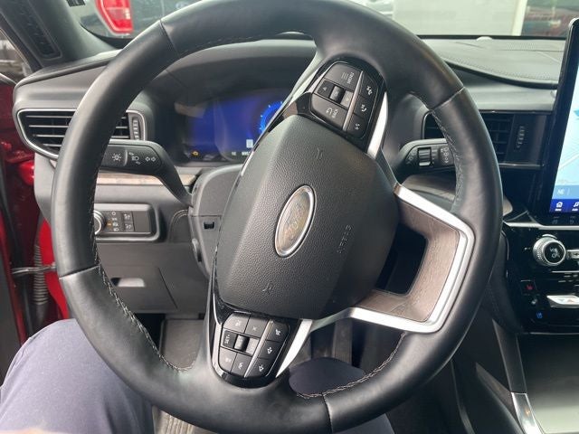 2022 Ford Explorer Platinum