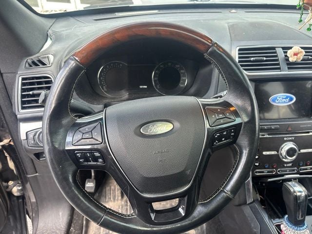 2017 Ford Explorer Platinum