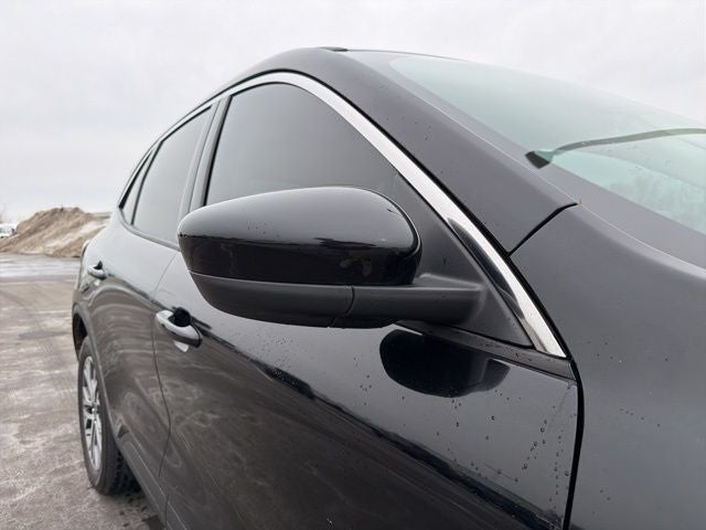 2022 Ford Escape Hybrid SEL