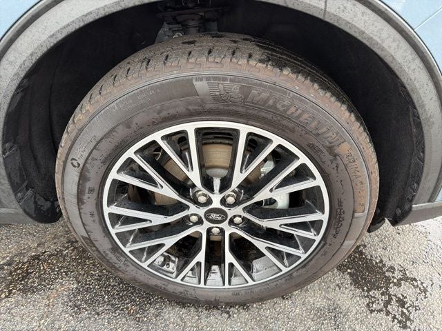 2023 Ford Escape Plug-In Hybrid Base