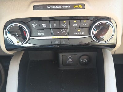 2022 Ford Escape Plug-In Hybrid SE
