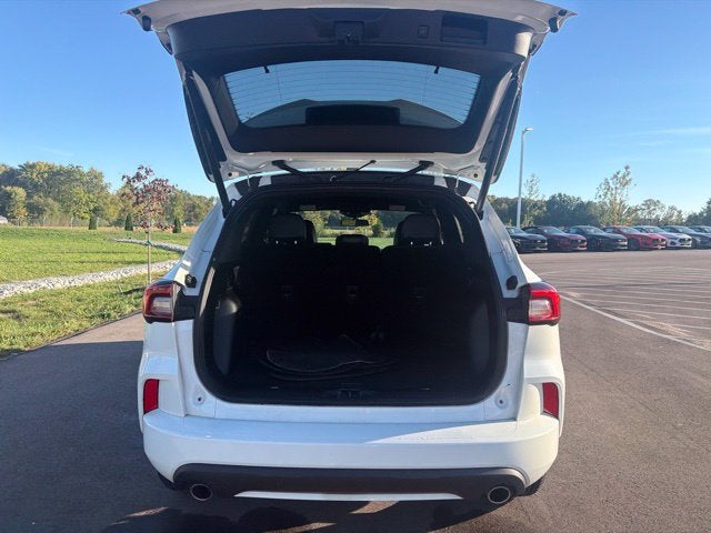 2023 Ford Escape Hybrid ST-Line