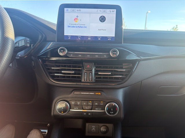 2023 Ford Escape Hybrid ST-Line