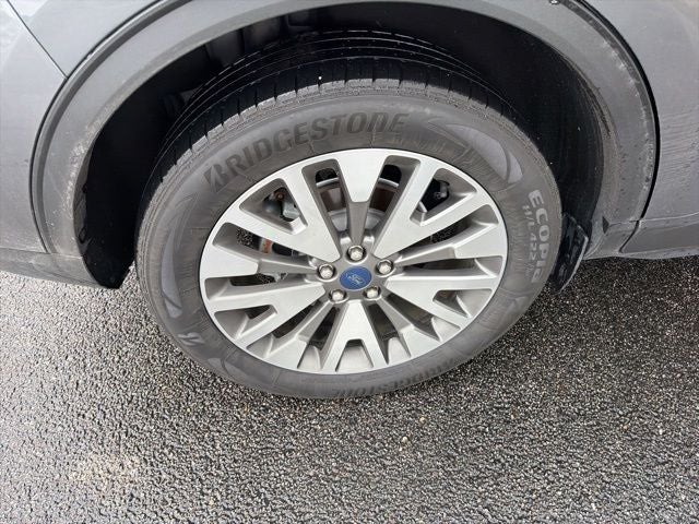 2021 Ford Escape Titanium