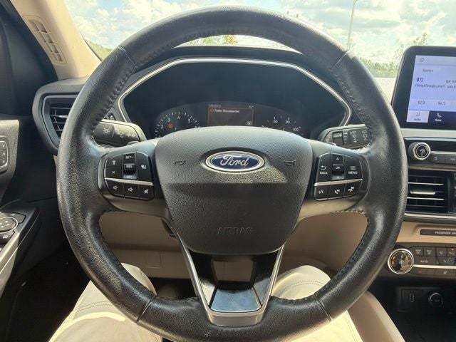 2020 Ford Escape SEL