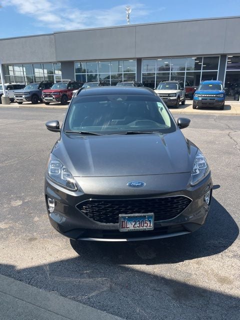 2020 Ford Escape Titanium