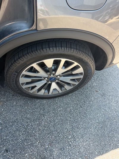 2020 Ford Escape Titanium