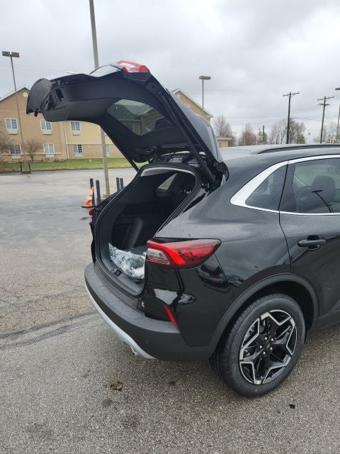 2026 Ford Escape Platinum