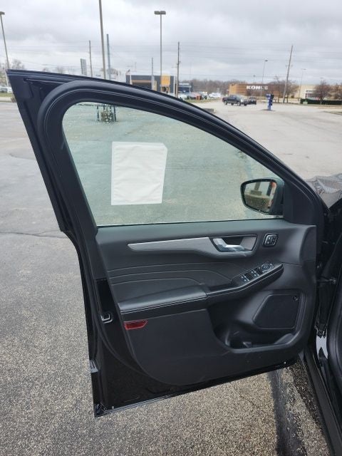 2026 Ford Escape Platinum