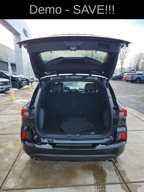 2026 Ford Escape Hybrid ST-Line Elite